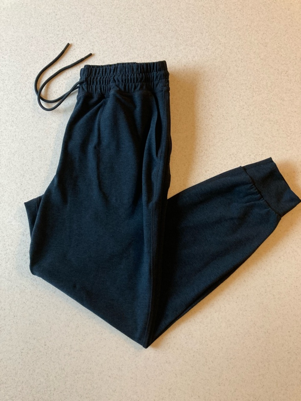 Beyond Yoga Black Elastic Waist  Sweatpant Joggers Women Size Small